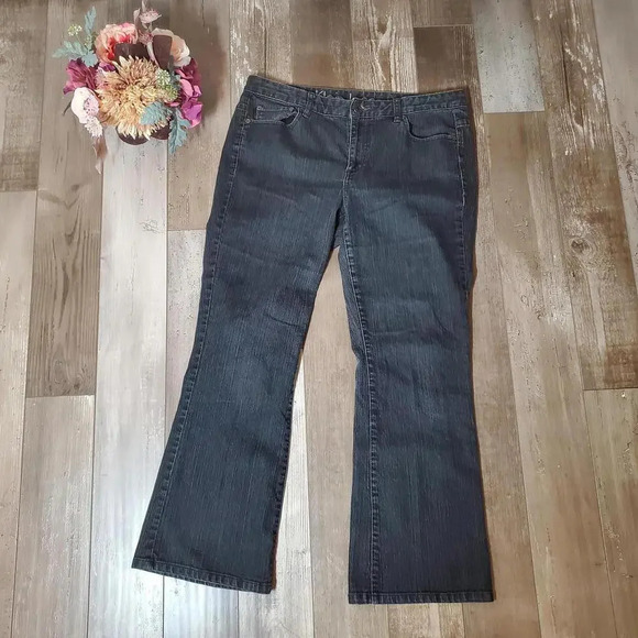Calvin Klein Black Denim Ultimate Bootcut Mid-Rise Jeans Women's Size 32/14 - Picture 2 of 15